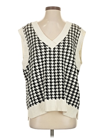 Fore Sleeveless Top (view 1)