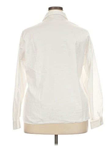 DAZY Long Sleeve Button-Down Shirt (view 2)