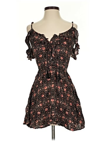 American Eagle Outfitters Casual Dress (view 1)