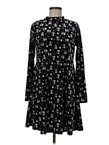 Chris & Carol Casual Dress (view 1)