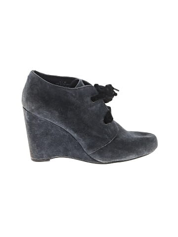Born Crown Wedges (view 1)