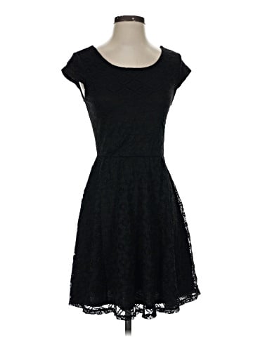 Xhilaration Casual Dress (view 1)