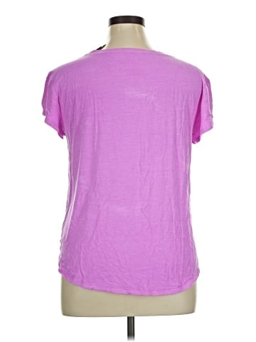 American Eagle Outfitters Short Sleeve T-Shirt (view 2)