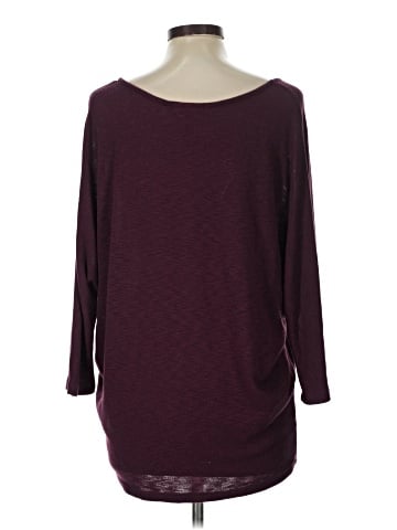 Laila Jayde Pullover Sweater (view 2)