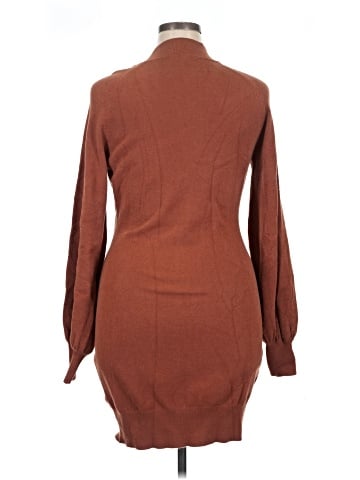 Grecerelle Turtleneck Sweater (view 2)