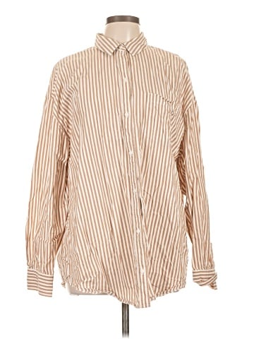 Old Navy Long Sleeve Button-Down Shirt (view 1)