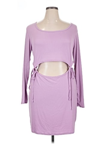 Discreet Casual Dress (view 1)