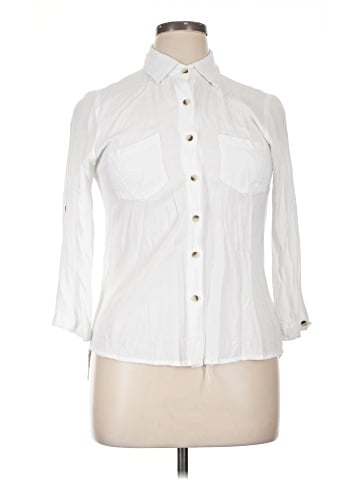 Sim & Sam 3/4 Sleeve Button-Down Shirt (view 1)