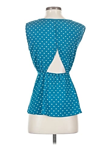 Just Funky Sleeveless Blouse (view 2)
