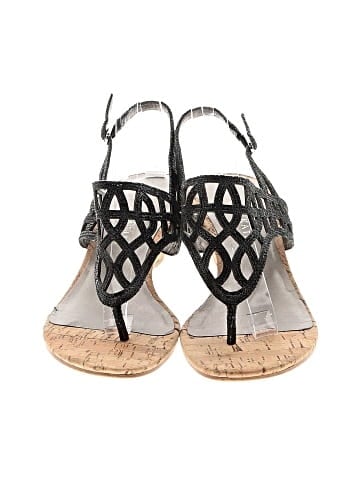 Kelly & Katie Wedges (view 2)