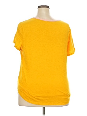 Old Navy Short Sleeve T-Shirt (view 2)
