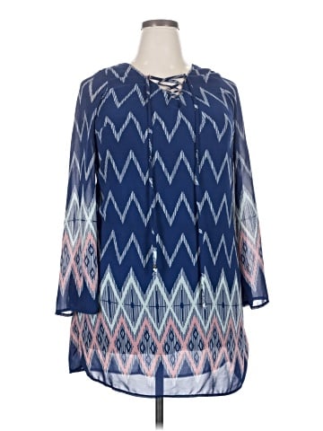 Xhilaration Casual Dress (view 1)
