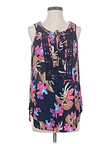 Black Rainn Sleeveless Blouse (view 1)