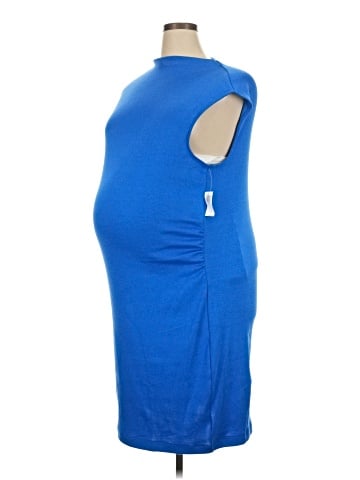Old Navy Cocktail Dress (view 1)