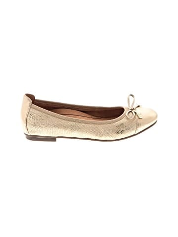 Vionic Flats (view 1)