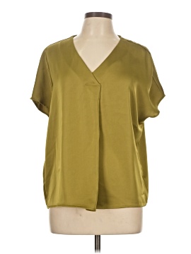 Cupcakes & Cashmere Short Sleeve Blouse