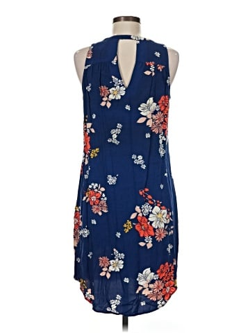 Old Navy Casual Dress (view 2)