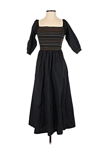 Old Navy Casual Dress (view 1)