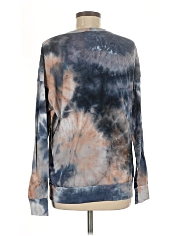Socialite Long Sleeve T-Shirt (view 2)