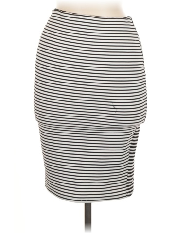 Trafaluc by Zara Casual Skirt (view 2)