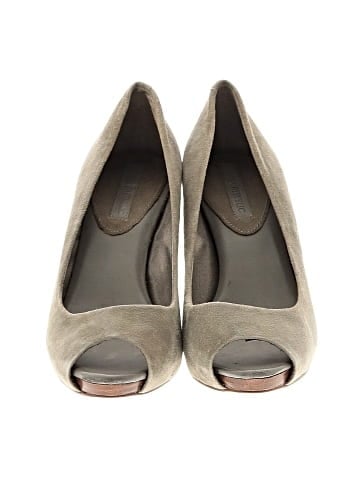 Banana Republic Sandals (view 2)