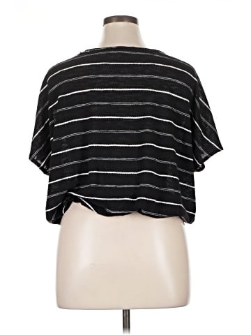 Max Studio Short Sleeve T-Shirt (view 2)
