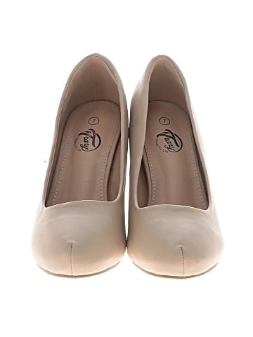 Trary Heels (view 2)