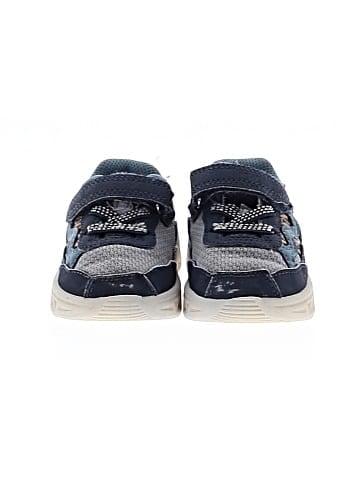 OshKosh B'gosh Sneakers (view 2)
