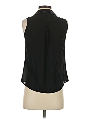 Vero Moda Sleeveless Blouse (view 2)