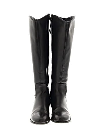 Universal Thread Boots (view 2)