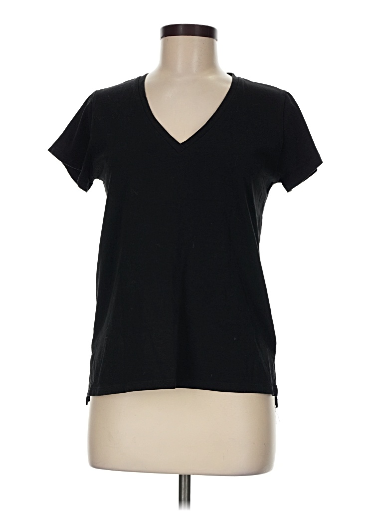 Click to view more detailed imagery on our partner's website Pre-owned Saint + Sofia Short Sleeve T-shirt In Black