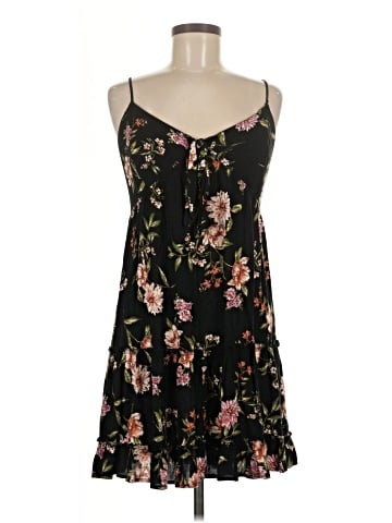 Xhilaration Casual Dress (view 1)