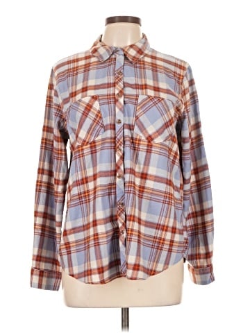 Maurices Long Sleeve Button-Down Shirt (view 1)