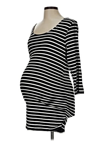 A Pea in the Pod 3/4 Sleeve Top (view 1)