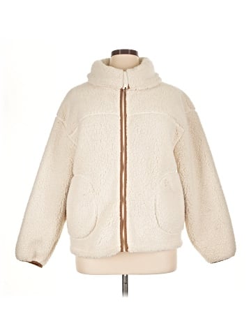 Universal Thread Coat (view 1)
