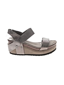 Crown Vintage Wedges