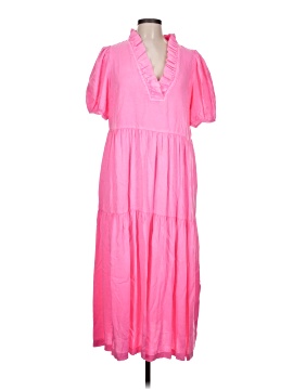 Crown & Ivy Women's Clothing On Sale Up To 90% Off Retail | ThredUp
