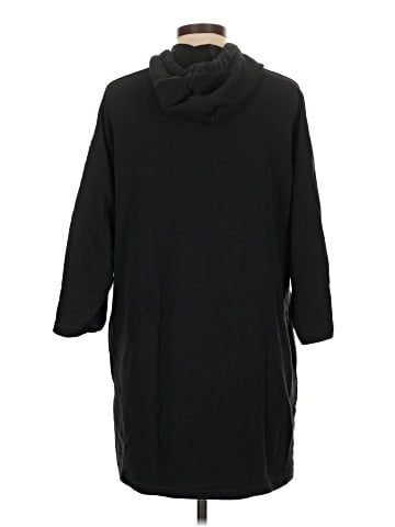Puma Poncho (view 2)