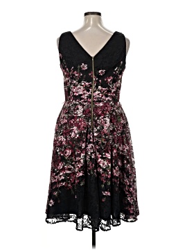 Danny And Nicole Plus-Size Clothing On Sale Up To 90% Off Retail | ThredUp