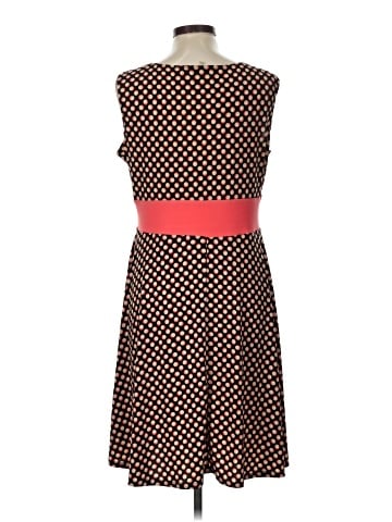 Danny And Nicole Casual Dress (view 2)