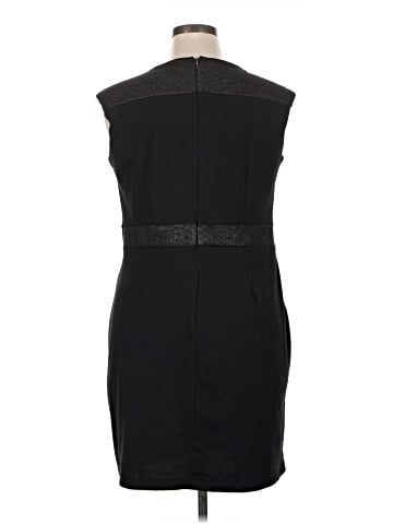 SOHO Apparel Ltd Cocktail Dress (view 2)