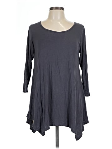 Larace 3/4 Sleeve Top (view 1)