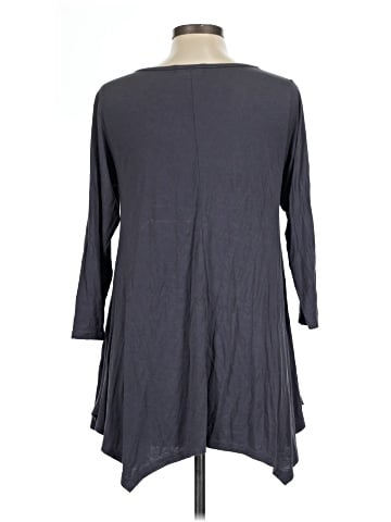 Larace 3/4 Sleeve Top (view 2)