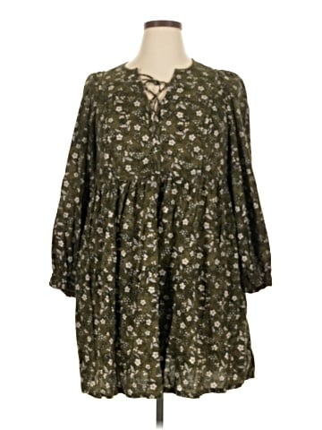 Old Navy Casual Dress (view 1)