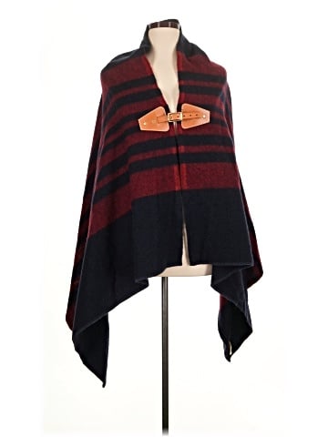 Woolrich Poncho (view 1)