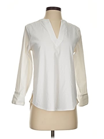 Vineyard Vines Performance 3/4 Sleeve Blouse (view 1)