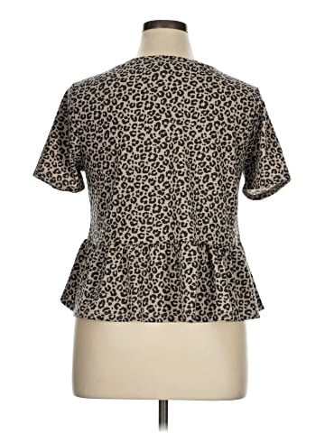 Jun & Ivy Short Sleeve Blouse (view 2)