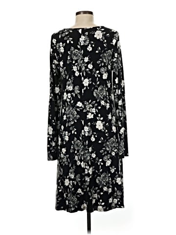 Old Navy Casual Dress (view 2)