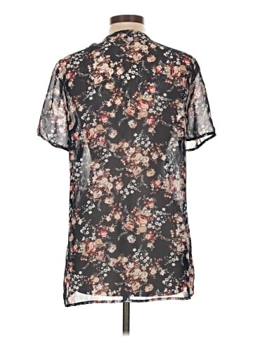 About A Girl Short Sleeve Blouse (view 2)