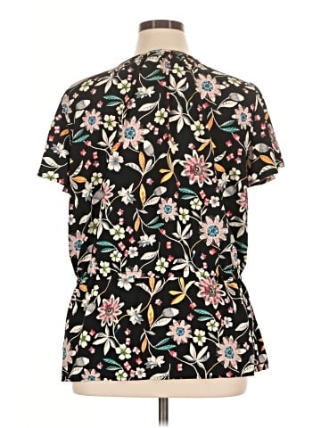 Pleione Short Sleeve Blouse (view 2)